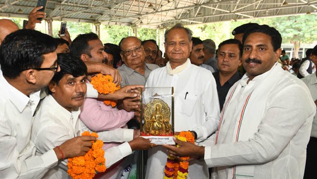 ईडब्ल्यूएस आरक्षण के सरलीकरण का सभी वर्गों ने किया स्वागत -मुख्यमंत्री