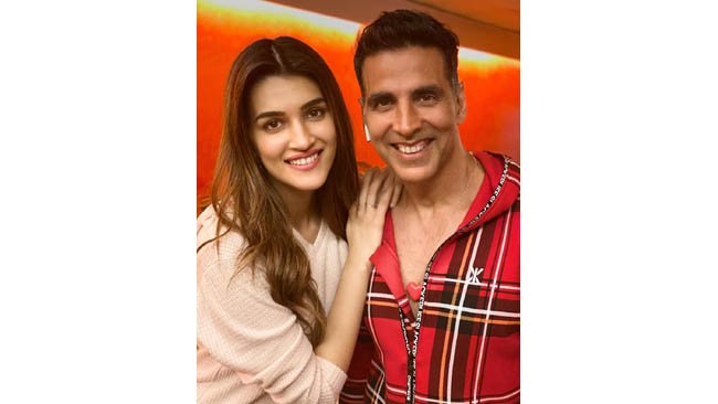 Kriti Sanon to reunite with Akshay Kumar for 'Bachchan Pandey'