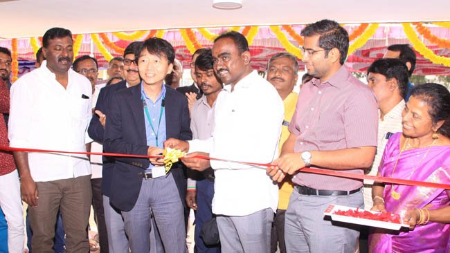 Toyota Kirloskar Motor cheers up school children with a newly constructed school building on Children’s Day