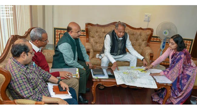 किसानों के साथ संवाद कर दूर करें अमृतसर-जामनगर एक्सप्रेस-वे की बाधाएं