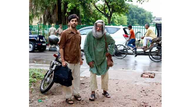 Amazon Prime Video to globally premiere Amitabh Bachchan and Ayushmann Khurrana starrer Gulabo Sitabo