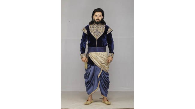 “I meditate in between my shots to freshen up my mind”, says Ajay Choudhary from Tenali Rama