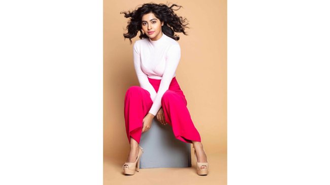 Yukti Kapoor aka Kadak Karishma from Sony SAB’s Maddam Sir swears by homemade remedies for healthy skin