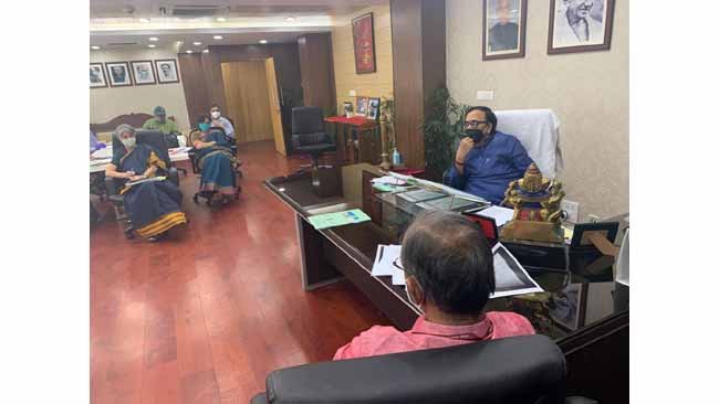 एमएसडीई द्वारा चलाये जा रहे विभिन्न अभियानों की महेंद्र नाथ पाण्डेय ने की समीक्षा