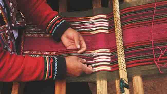 THIS NATIONAL HANDLOOM DAY LET’S HONOUR OUR INDIGENOUS HANDLOOM WEAVERS