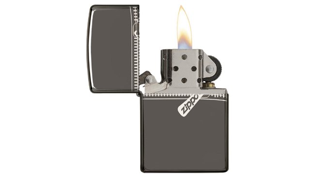 This festive season turn on the celebration with the classic Zippo ‘Click’
