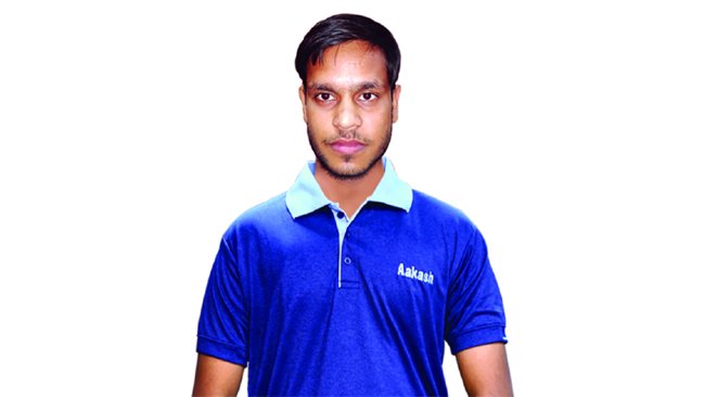 Rinku Saini and Sanjay Choudhary, students of Aakash Institute from Jaipur fight against all odds