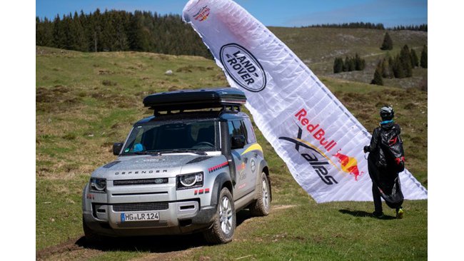 LAND ROVER DEFENDER SUPPORTS THE WORLD’S TOUGHEST ADVENTURE RACE