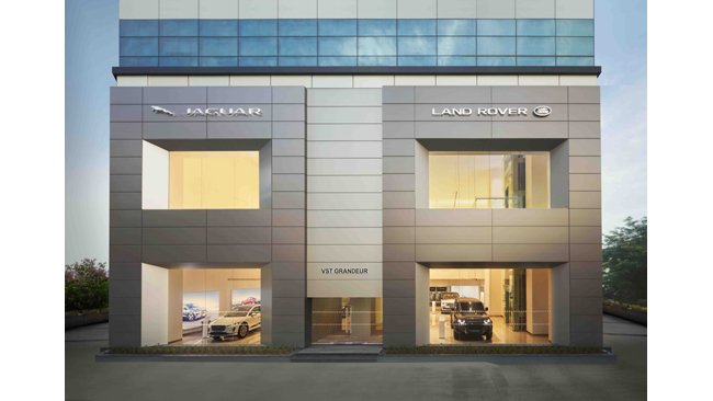 JAGUAR LAND ROVER INAUGURATES A NEW RETAILER SHOWROOM IN CHENNAI¬¬