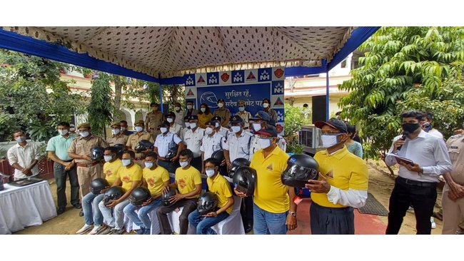 नारायणा हॉस्पिटल, जयपुर व यातायात पुलिस जयपुर करेगा दुपहिया वाहन चालकों को ट्रैफिक नियमों के प्रति सतर्क