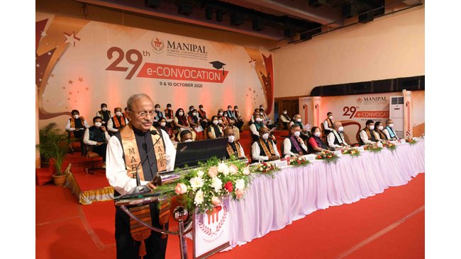 Dr. Santa Jeremy, Vice-Chancellor of the University of British Columbia inaugurates of 29th Convocation Day of MAHE