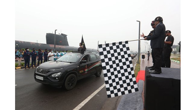 TATA HARRIER DRIVES THE HISTORIC SUDARSHAN BHARAT PARIKRAMA RALLY TOVIZAG TODAY