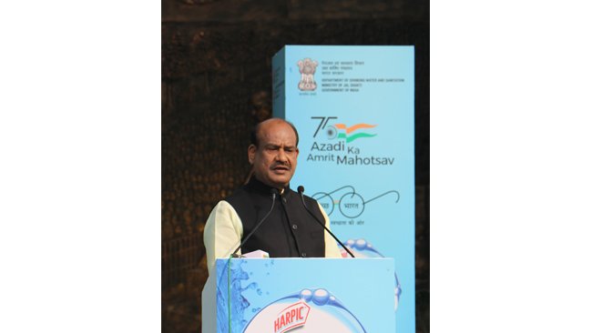 मिशन पानी:  खुले में शौच से मुक्ति स्वच्छ भारत की ओर है पहला कदम