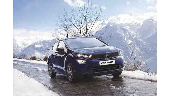 The ‘Gold Standard’ in Automatics is here - Tata ALTROZ DCA launched at INR 8.1 lakhs