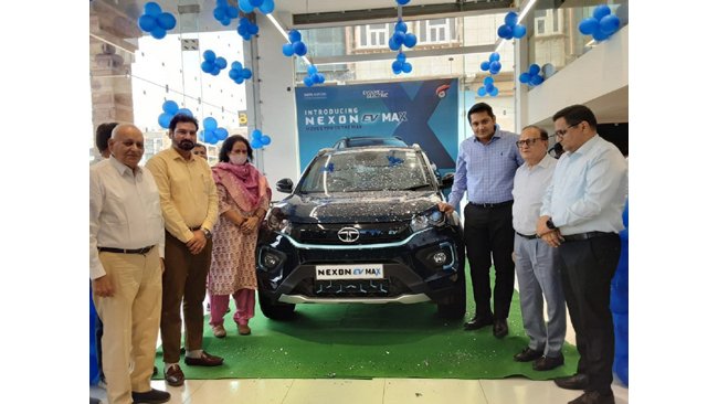 Tata Motors introduces the new Nexon EVMAX at INR 17.74 lakh