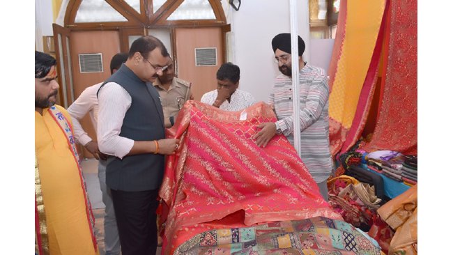 8 दिवसीय सिल्क एक्सपो 2022:  उमंग आर्ट एण्ड काफ्ट्स एक्सपो का हुआ शुभारंभ