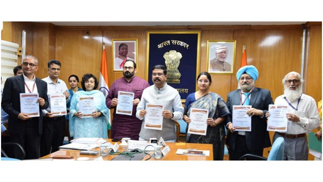 Shri Dharmendra Pradhan launches draft of National Credit Framework (NCrF) for public consultation