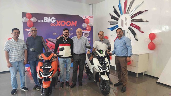 हीरो मोटोकॉर्प ने लॉन्च किया हाई-टेक 110 सीसी स्कूटर - XOOM