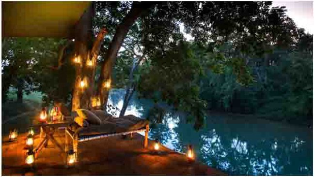 IHCL CELEBRATES EARTH HOUR , REITERATES ITS COMMITMENT TO SAFEGUARD THE ENVIRONMENT