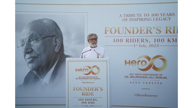 Dr Pawan Munjal, Executive Chairman, Hero MotoCorp, led the "Founder's Ride" commemorating the 100th birth anniversary of his father, Padma Bhushan Dr Brijmohan Lall Munjal.