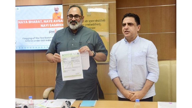 Skill India project successfully revives the dying Namda Art of Jammu and Kashmir