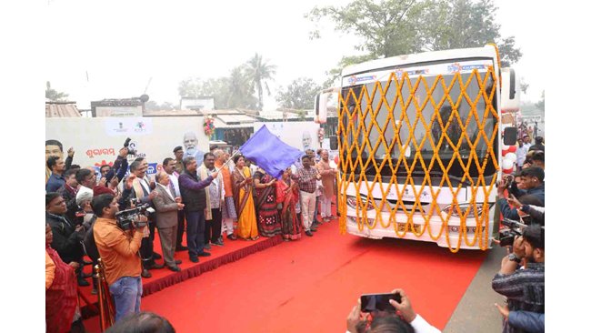 Union Minister Of Skill Development and Entrepreneurship, Shri Dharmendra Pradhan Flags Off 'Kaushal Rath' to Empower Odisha's Youth with Market Relevant Skills