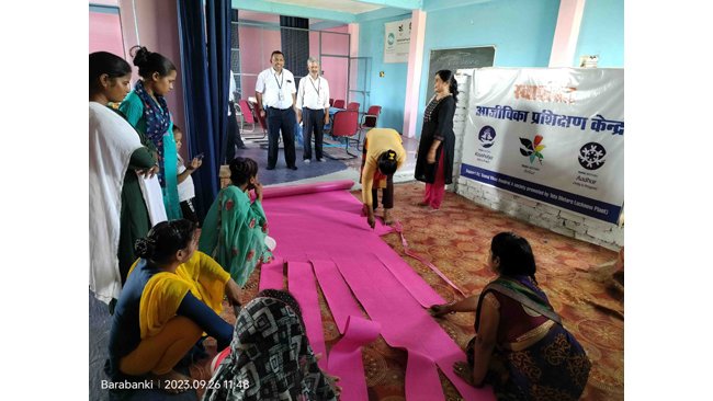 Tata Motors Empowers Women to bring about a Socioeconomic Change with the traditional handicraft of ‘Chikankari’