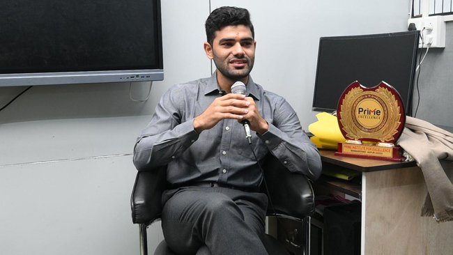 प्राइम इंस्टीट्यूट फॉर एक्सीलेंस,मानसरोवर द्वारा विद्यार्थियो के लिए मोटिवेशनल सेमिनार का आयोजन