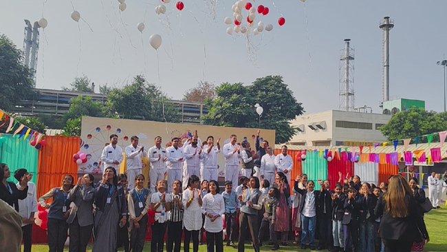honda-motorcycle-scooter-india-engages-young-learners-in-road-safety-education-through-agrand-kids-carnival-at-tapukara